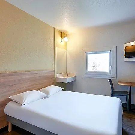 Hotelf1 Sur Orge 호텔 3*
