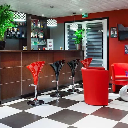 Hotelf1 Sur Orge 2* Brétigny-sur-Orge