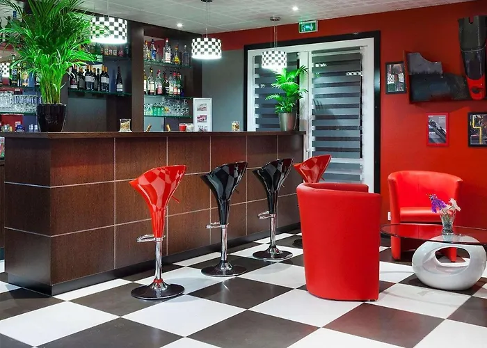 Hotelf1 Sur Orge 3* Brétigny-sur-Orge